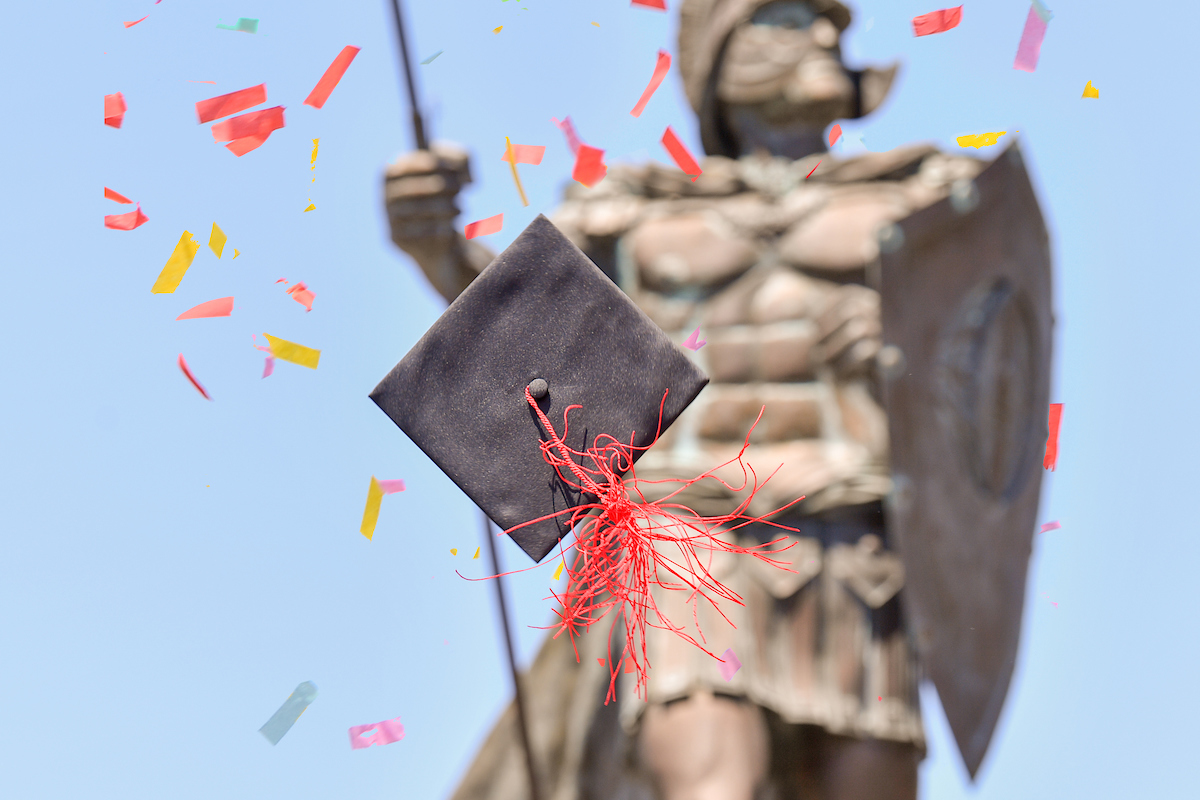 grad photo