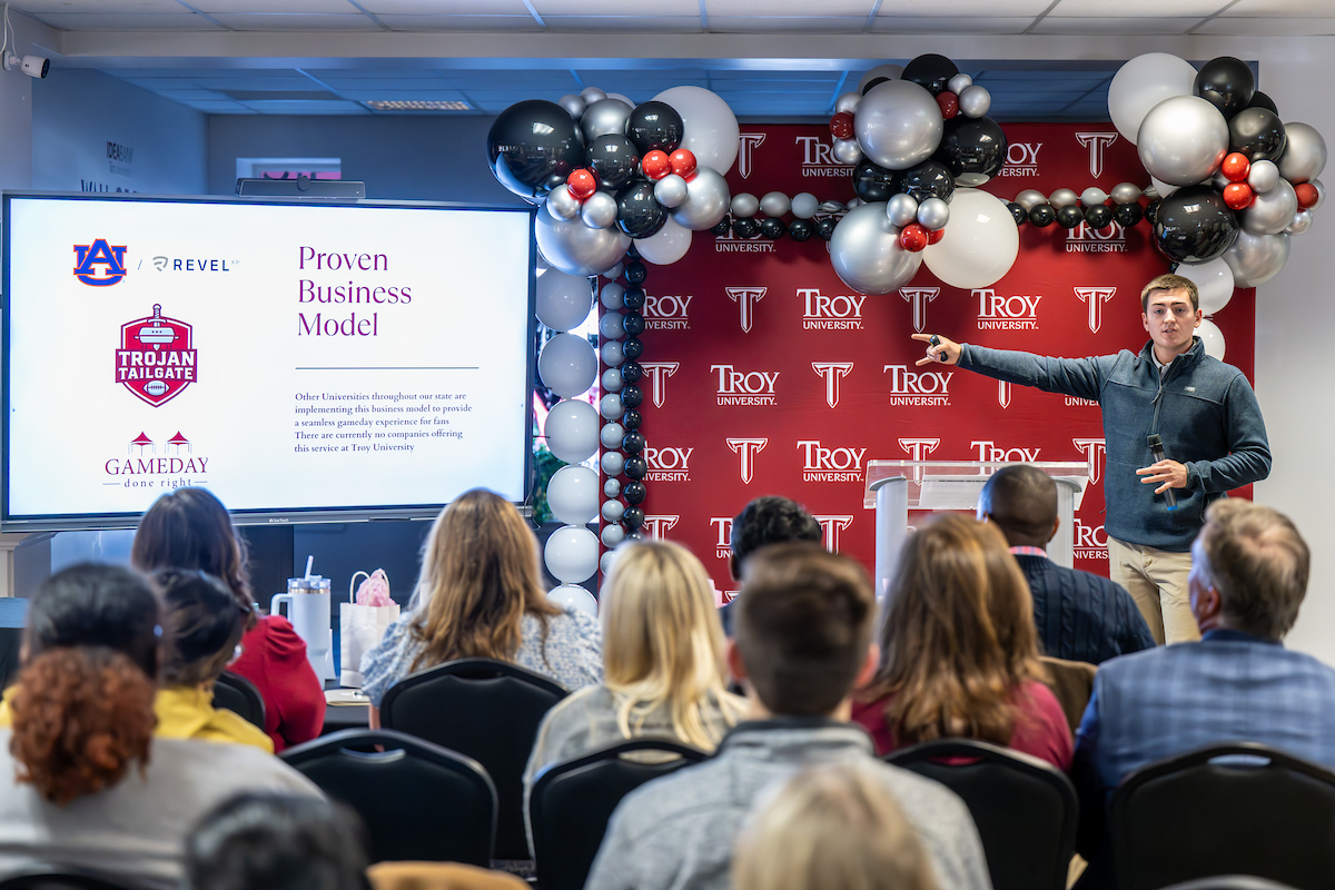 Winners of the 2023 Business Pitch Competition