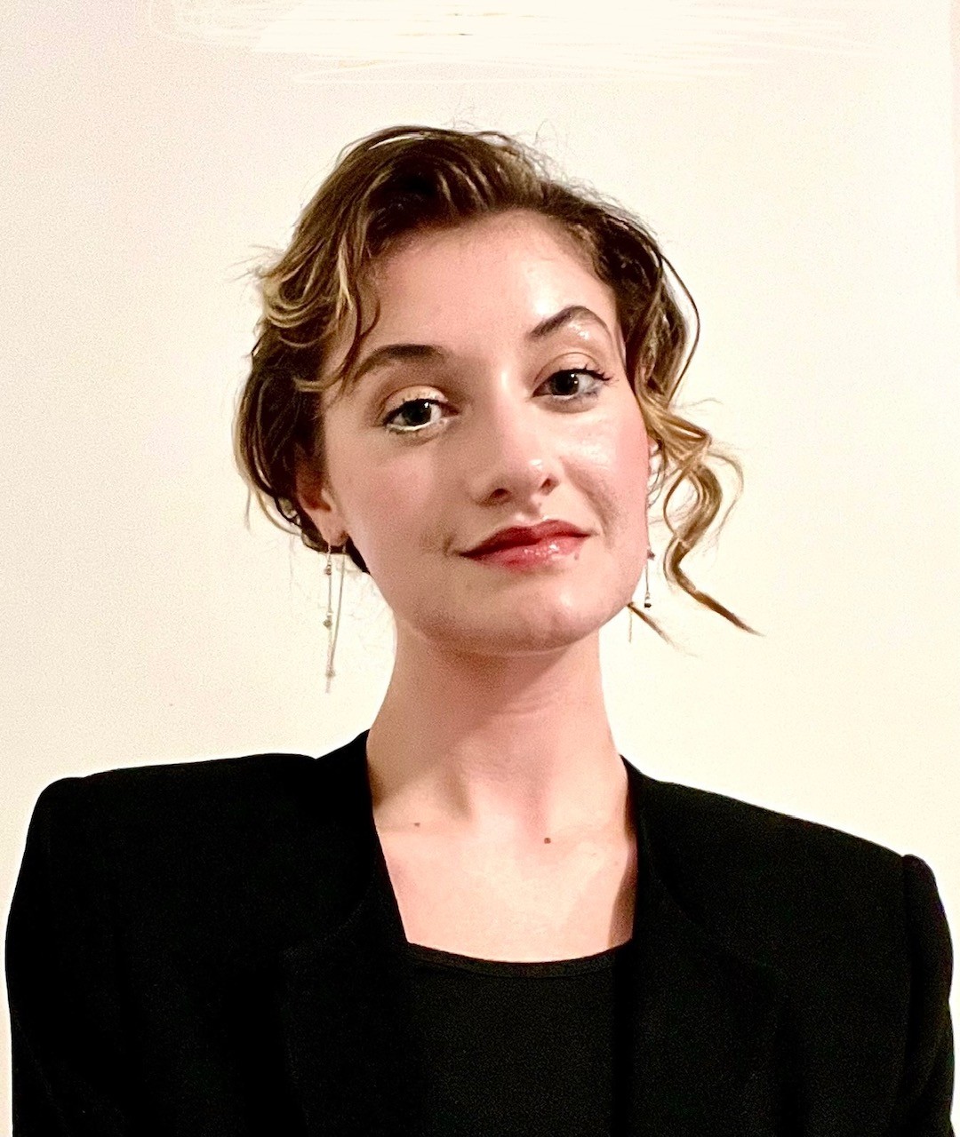 ESTHER HOBBS Headshot