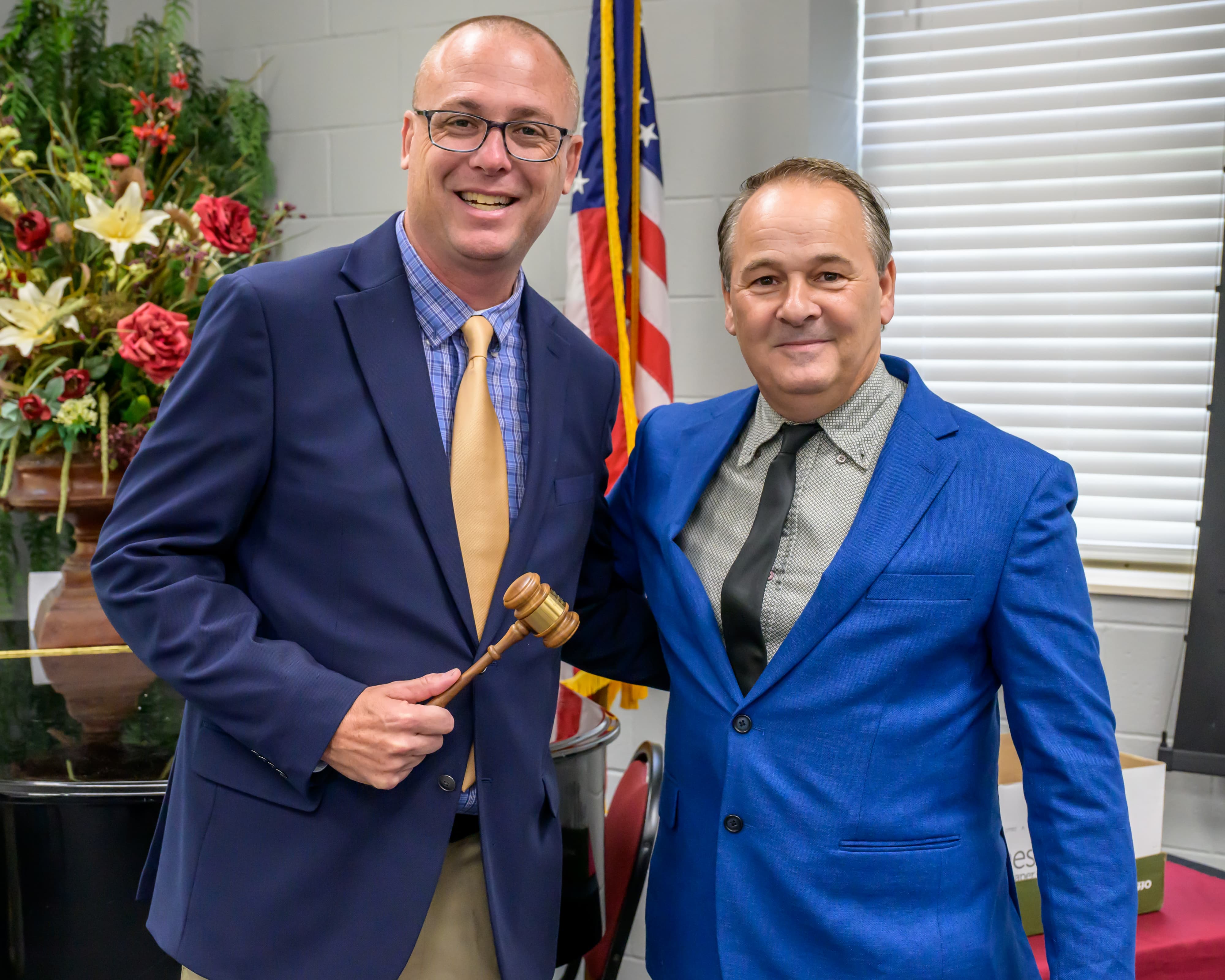 Auctuioneer School Gavel Recipient